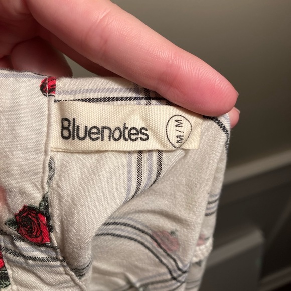 Cropped Floral Tee - Picture 3 of 4